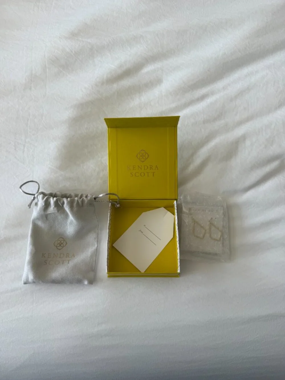 Kendra Scott Gold Geometric Drop Earrings NEW w/ Box